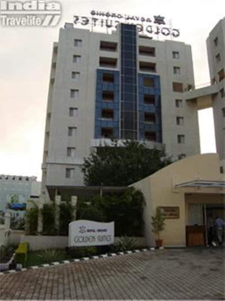 Hotel Royal Orchid Golden Suites
