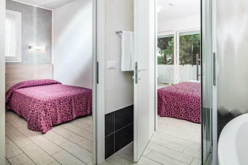 Hotel Ambassador Meuble