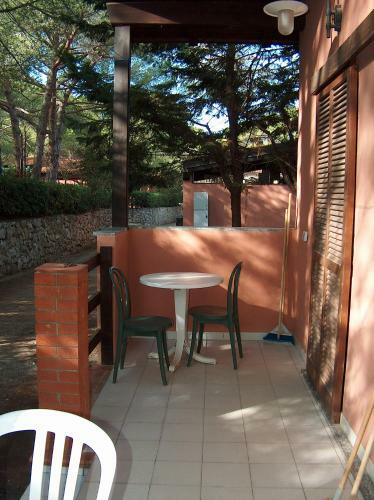 Camping Lacona Pineta