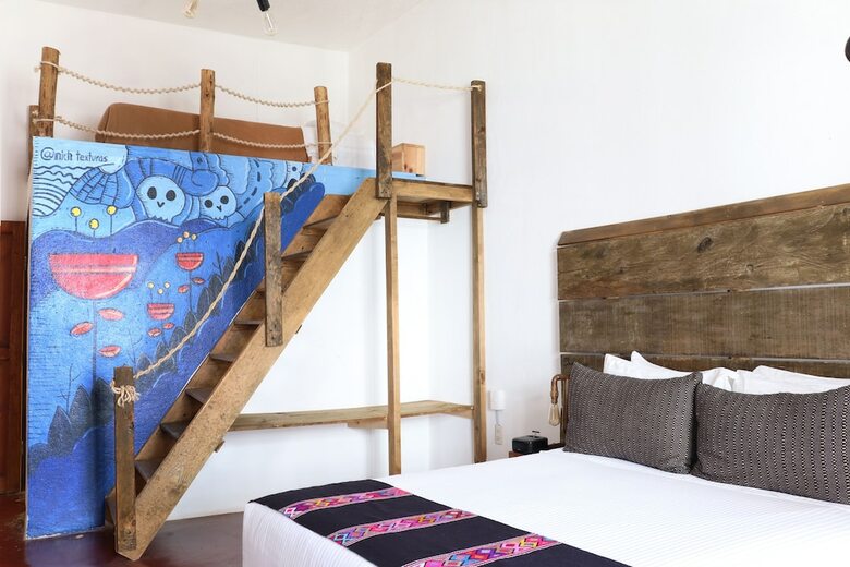 Sereno Art Hotel