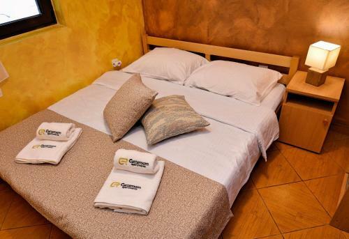 Cattaroom Apartments