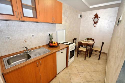 Cattaroom Apartments