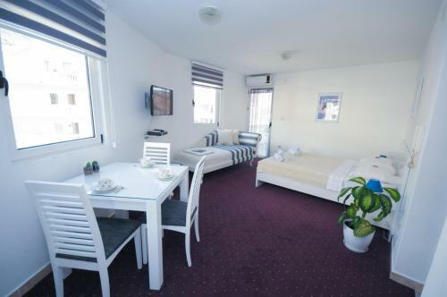 Hostal Budva Inn Guest House