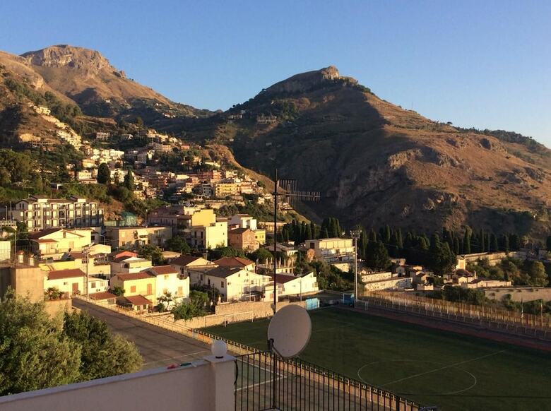 Bed & Breakfast La Guardiola Di Angela E Nino