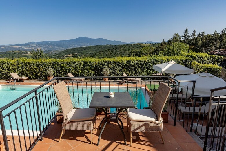 Si Montalcino Hotel & Restaurant