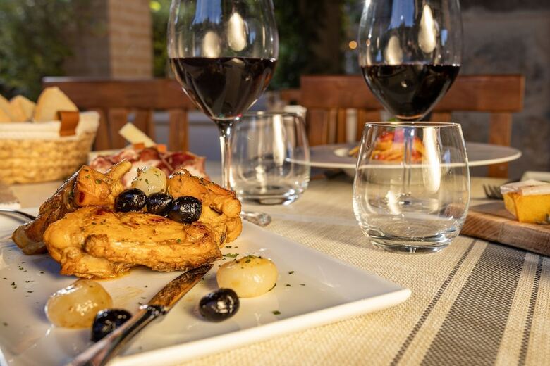 Si Montalcino Hotel & Restaurant