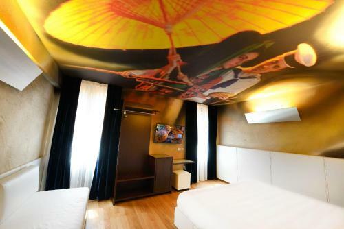 Hostal City Centre Rooms And Apartments