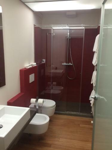 Hostal City Centre Rooms And Apartments