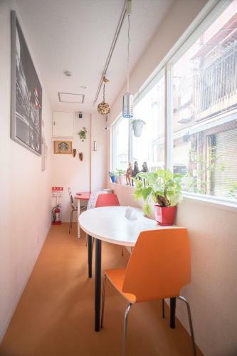 Hotel Tsuruhashi House