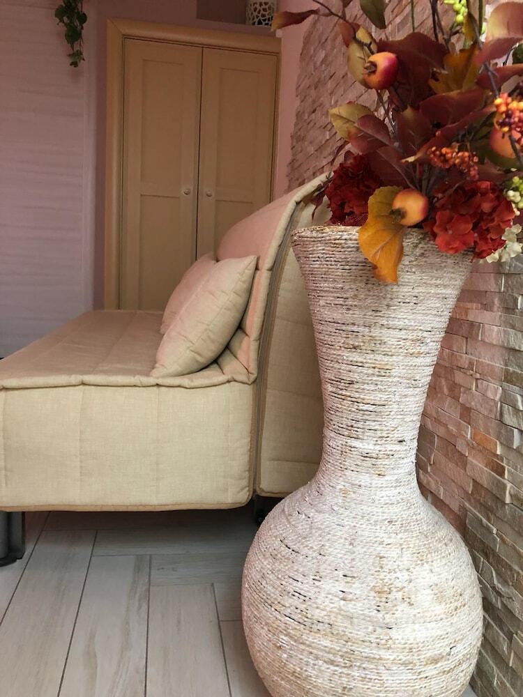 Bed & Breakfast La Grotta Del Re