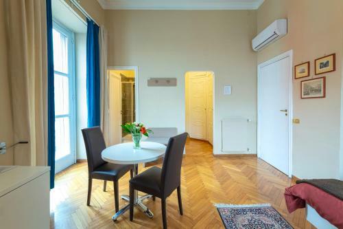 Hostal Il Ventre Di Napoli
