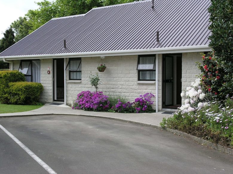 Awatea Park Motel
