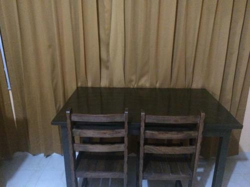 Hotel Hostal Vicu�a
