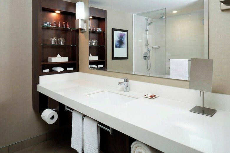 Hotel Delta Fredericton