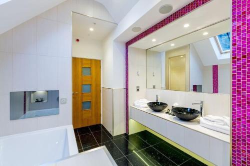 Applegarth Villa Hotel & Restaurant (adult Only)
