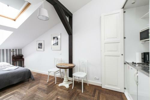 Sodispar Mikolajska Old Town Apartments