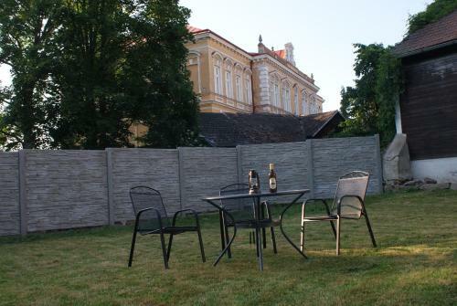 U Kolob??ky Apartment