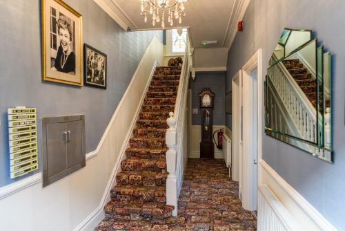 Bed & Breakfast Crossroads Hotel