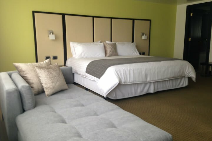 Hotel Howard Johnson La Carolina- Quito