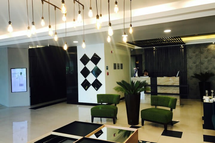 Hotel Howard Johnson La Carolina- Quito