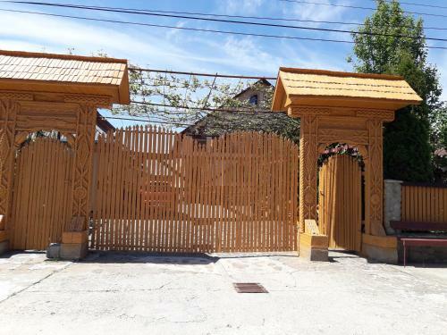 Hostal Pensiunea Todorica Sergiu