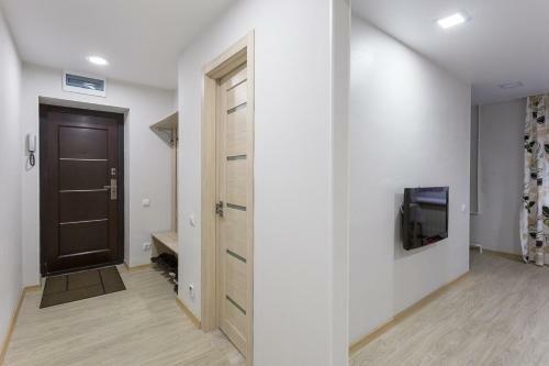 Metro Krasny Prospekt Apartment