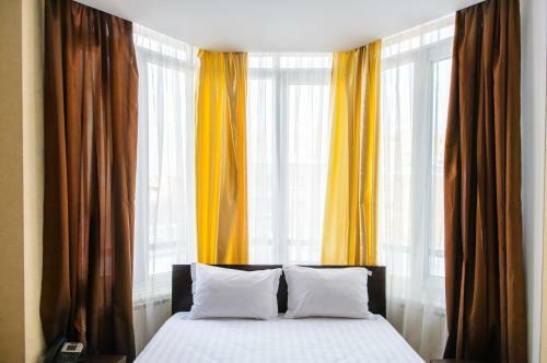 Apartament Ahotels On Oktyabrskaya