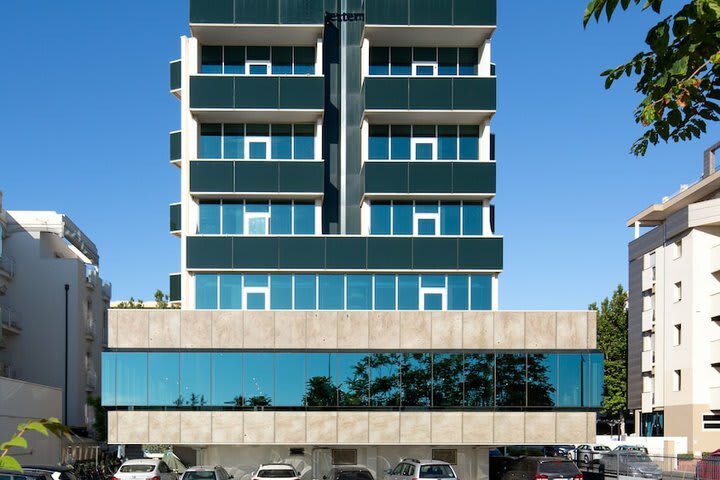 Best Western Maison B Hotel