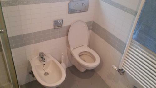 Traveler's Premium Apartment