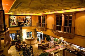 Merdeka Palace Hotel And Suites