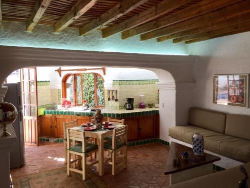 Chalet Danzantes