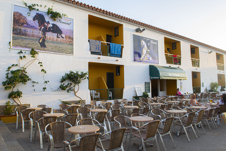 Hostal Sa Paissa - Adults Only