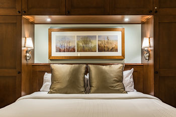 Chateau Beauvallon Hotel