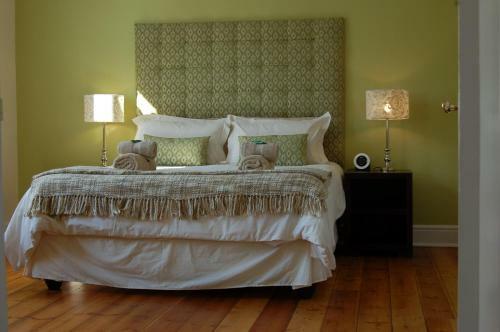 Bed & Breakfast Six On Scott Guesthouse
