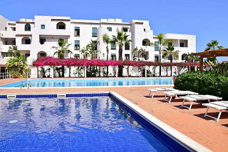 Saracen Sands Village Hotel & Resort