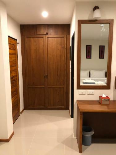 Crystal Lamai Hotel