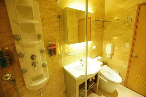 Kindness Hotel - Zhongshan Bade Branch