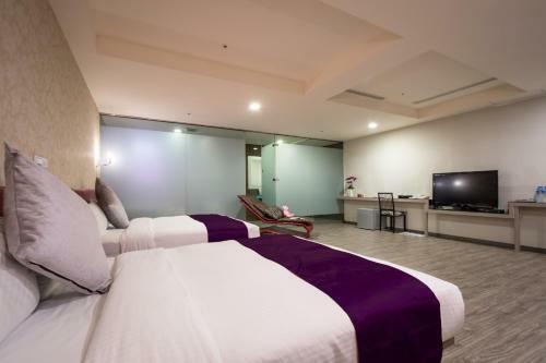 Posada Taipei Bridge Sparkle Hotel