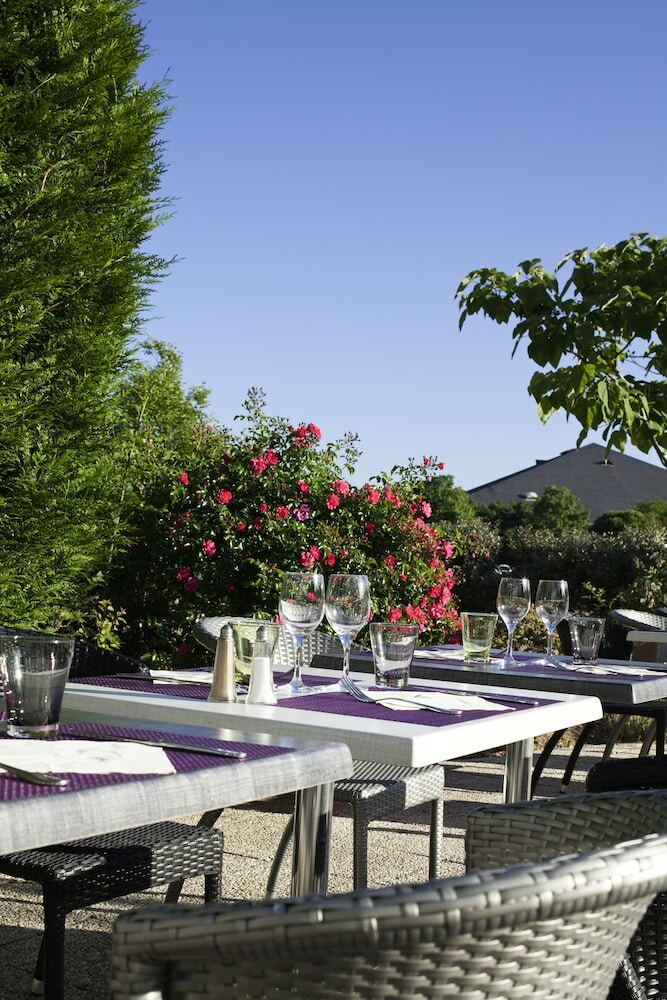 Hotel Ibis Styles Chinon (Formerly All Seasons)