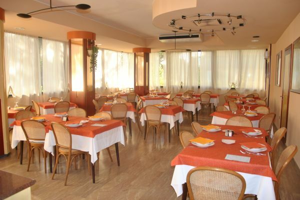 Hotel Ausonia