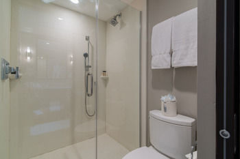 Hotel Almond Tree Inn