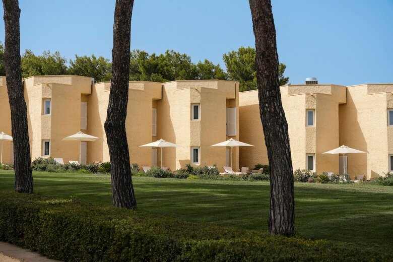 Hotel Mangia's Brucoli, Sicily, Autograph Collection