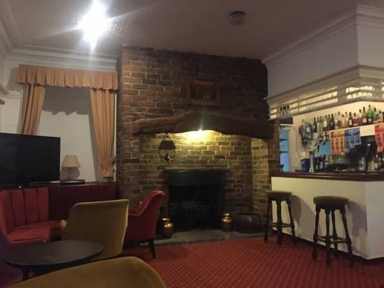 Alder House Hotel