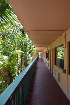 Ft. Lauderdale Beach Resort Hotel & Suites