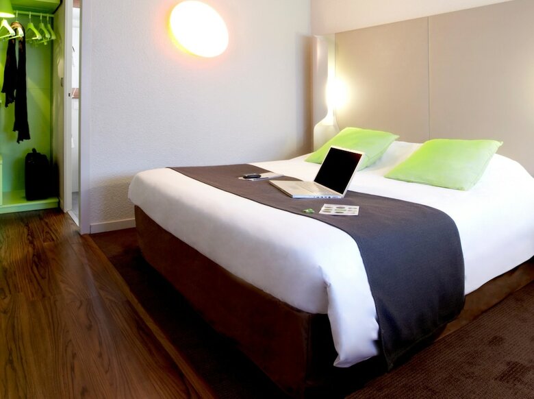 Hotel Campanile Les Ulis