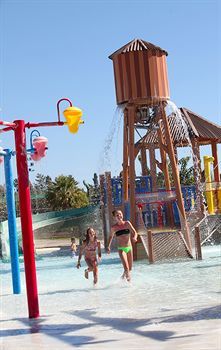Apartamento Aliathon Holiday Village
