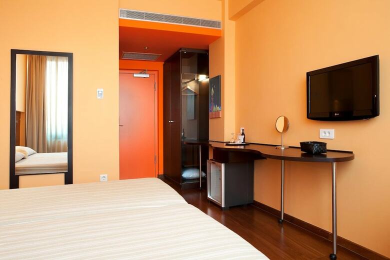 Hotel Athens Center Square