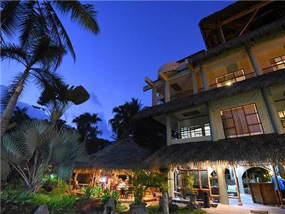 Canciones Del Mar Hotel