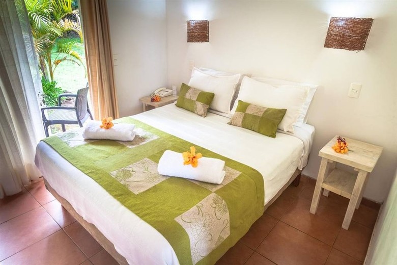 Hotel Easter Island Eco Lodge
