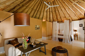 Hotel Les 5 Djellabas
